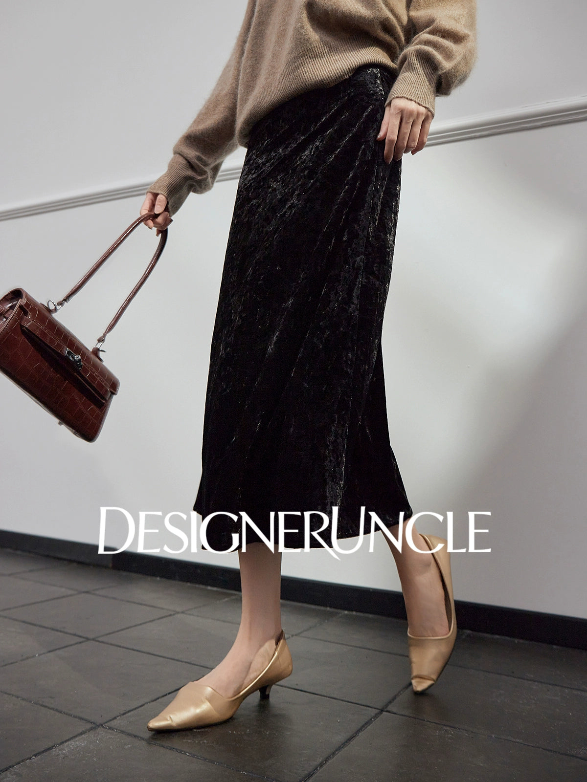 DGU "Mu Jin" khaki new retro velvet high-end slimming skirt - STOP.