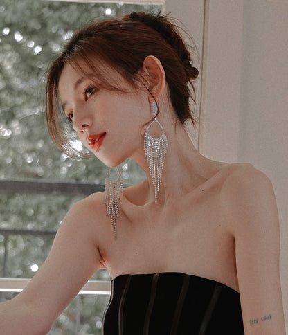 DOLLY High End Rhinestone Tassel Clip Earring-ARIA