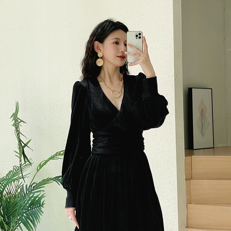 DOLLY Elegant Retro Gold Deep V-Neck Long Puff Sleeve Long Slit Award Dress-HUGO