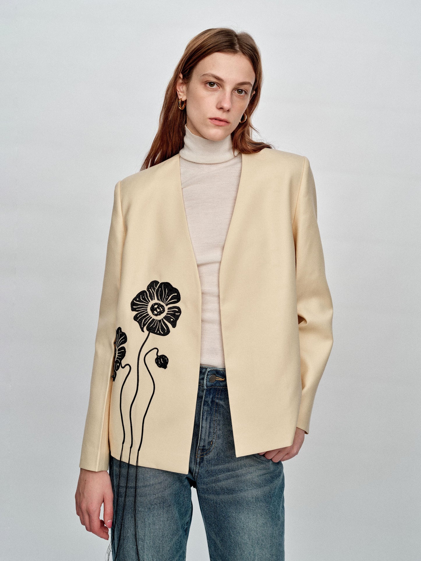 SERRER Flower embroidery beads tassels pale yellow collarless blazer - TYLER.