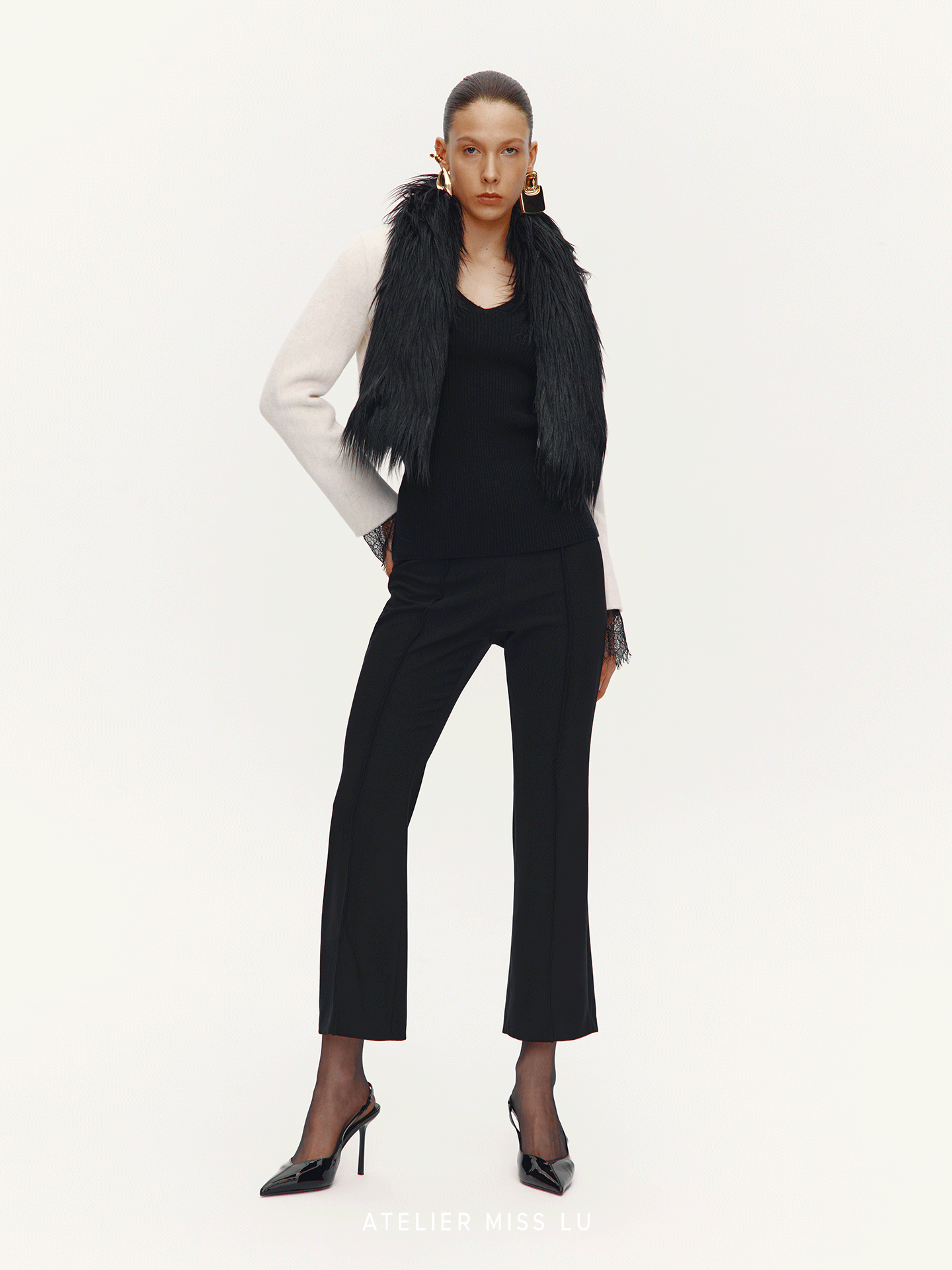 ATELIER MISS LU Versatile Neat Lap Cropped Pants - ARCH