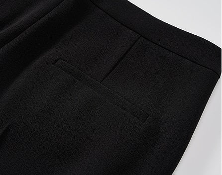 COMME MOI Lu Yan designer's new women's classic black slim acetic bell bottoms - GREAT.