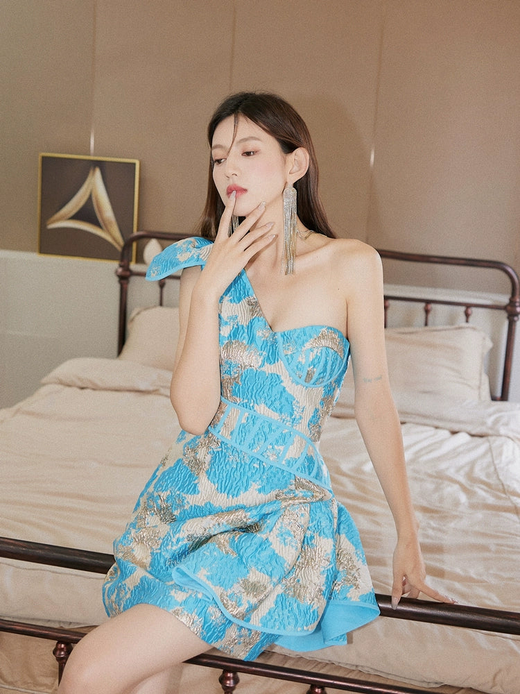 DOLLY Elegant Embroidery Slant Collar One Shoulder Irregular Hem Banquet Dress-ZELNDA