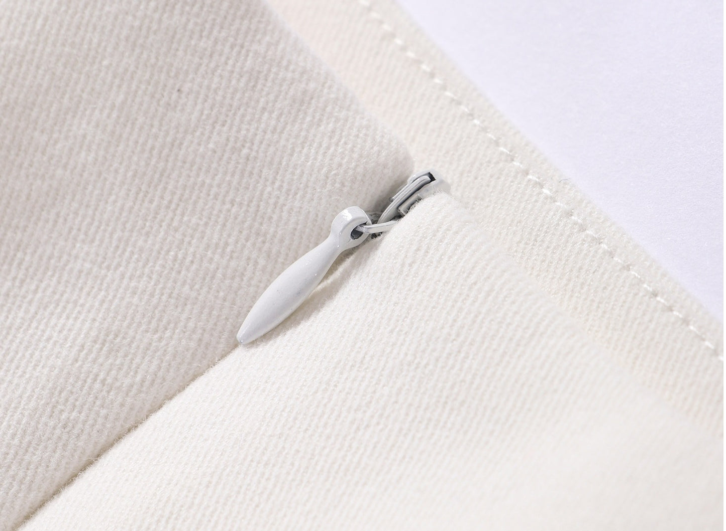 WANGXO | High-Content Premium Cotton Skirt Featuring Metal Loop Belt -RINA