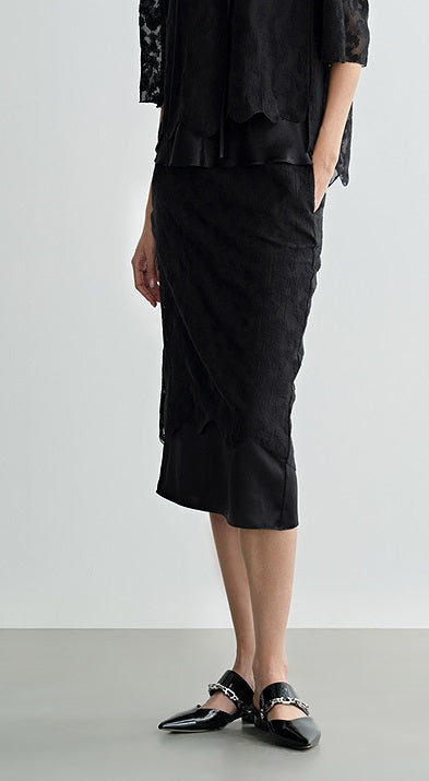 COMME MOI silk embroidered black slit midi skirt - LONDON.