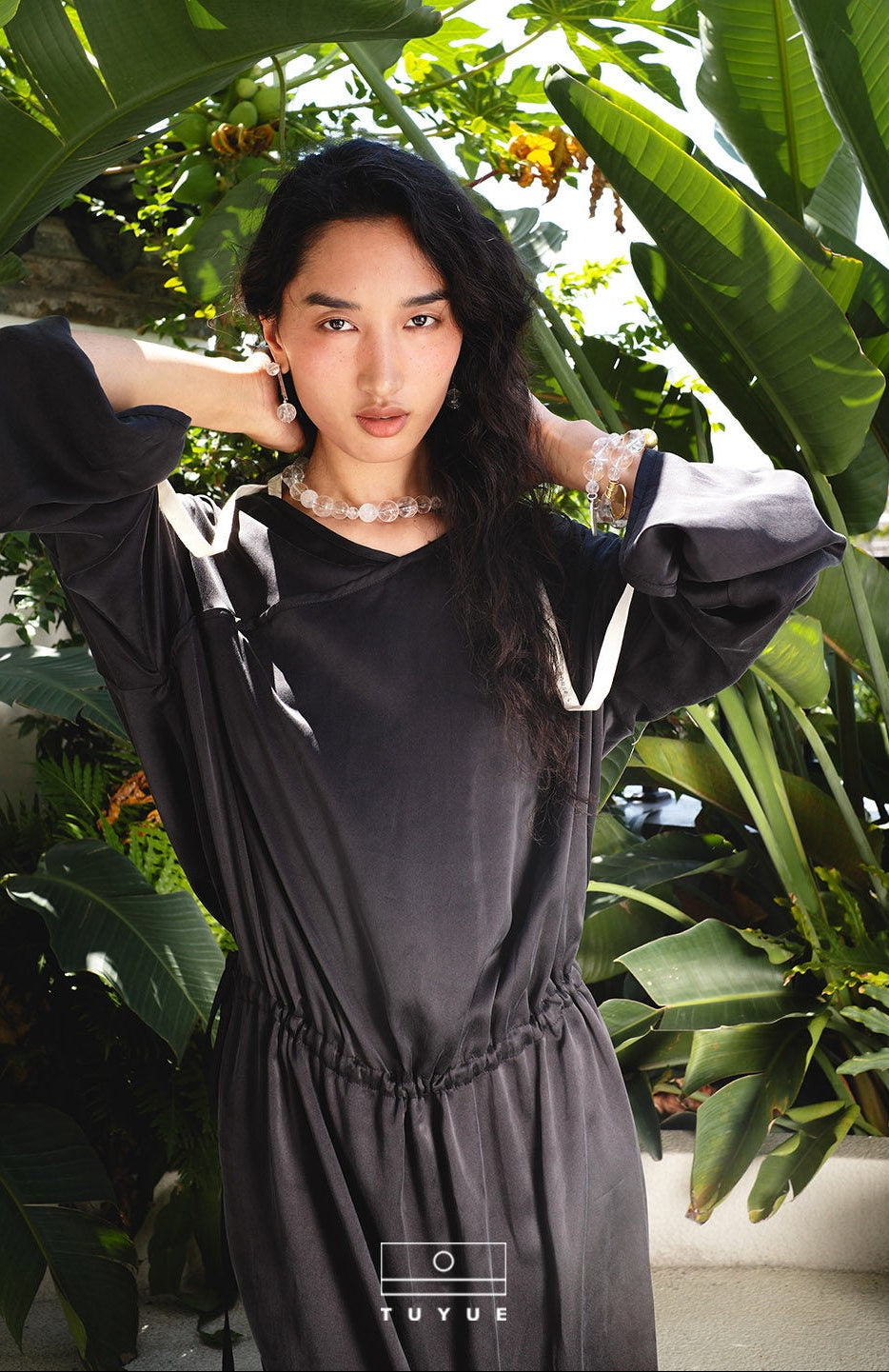 TUYUE Black Cupro Matte Loose Waist Lace-Up Dress - KARL.