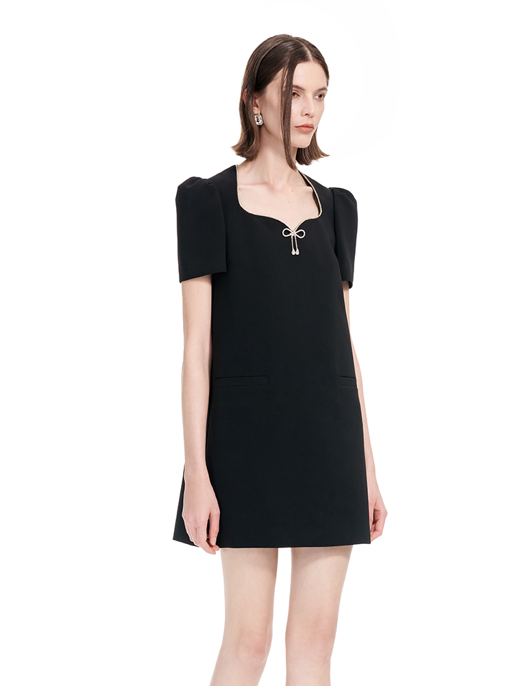 YES BY YESIR | Half-Sleeve Dress with Diamond Bow-VIANORA.