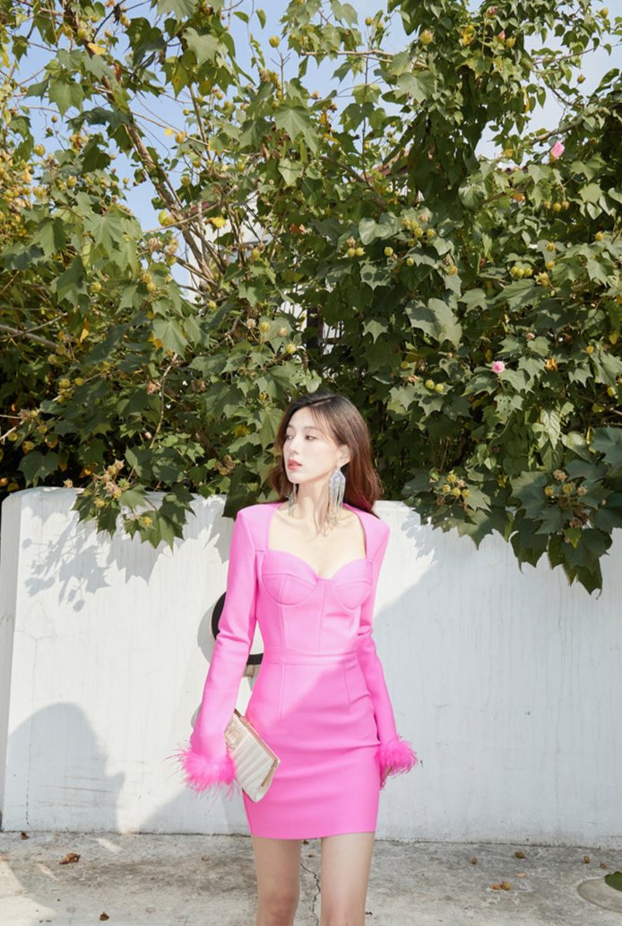 DOLLY Luxury Pink/Black Square Collar Long Bell Sleeves Slim Fit Short Date Dress-JANET