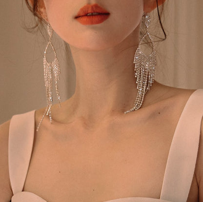 DOLLY High End Rhinestone Tassel Clip Earring-ARIA