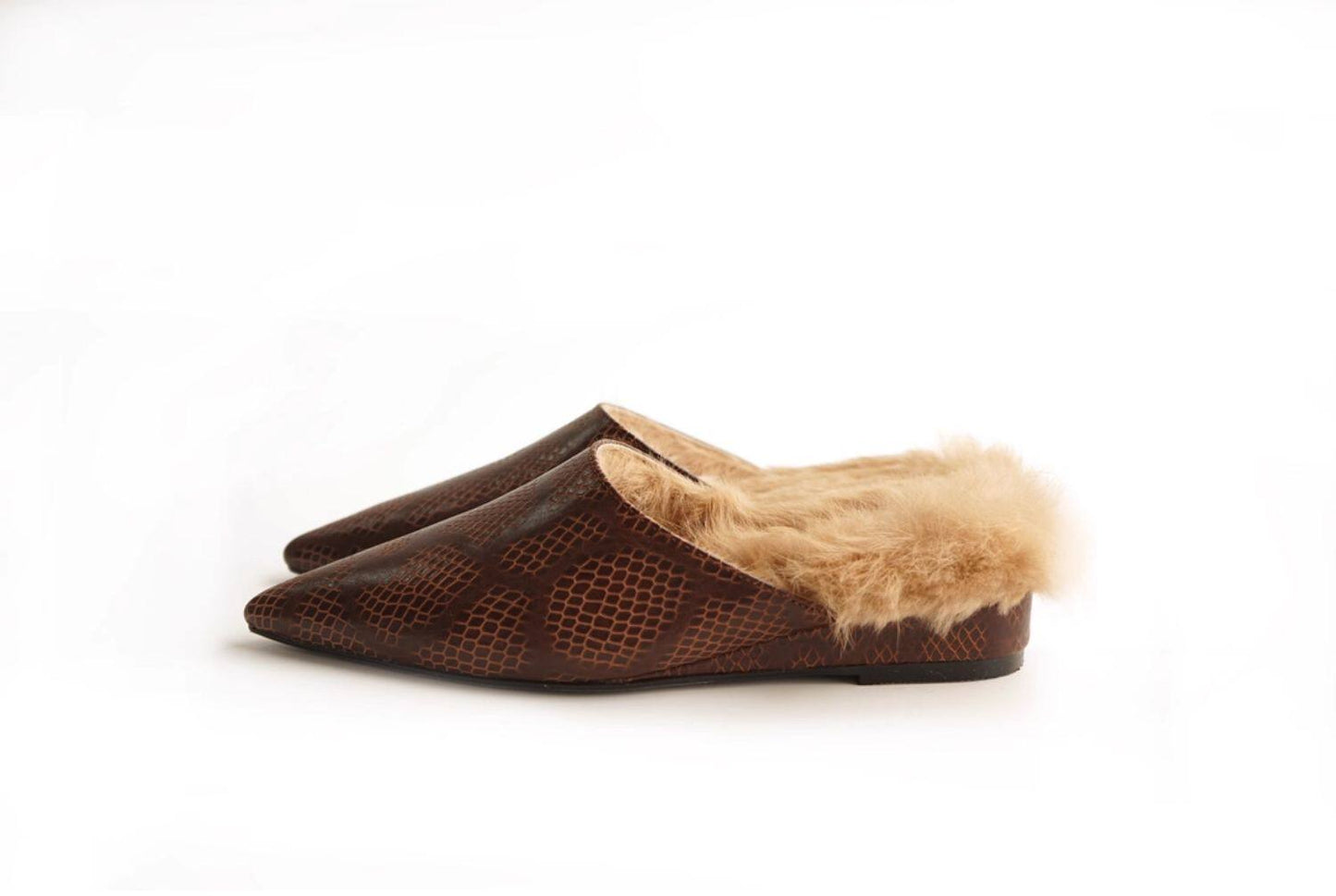 B-FEI pointed toe fur shoes-MARU.