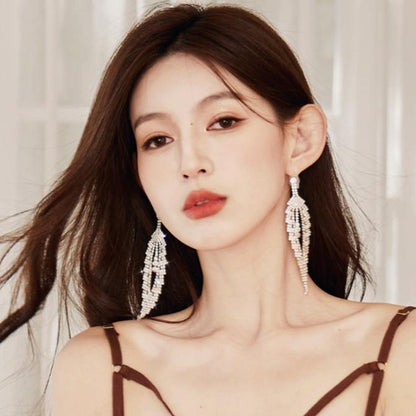 DOLLY Luxury Sparkling Full Diamond Chic Tassel Earring-CAROL