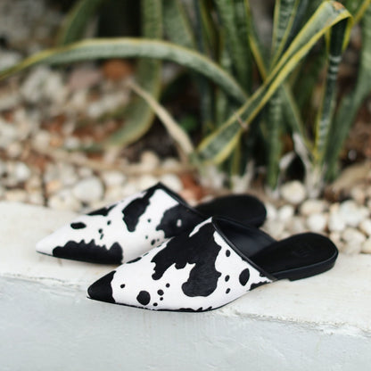 B-FEI Cow print flat sandals-MUNCH.