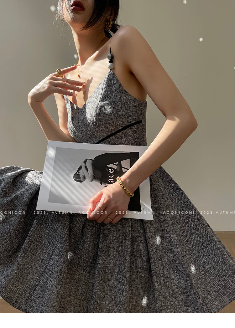 Aconiconi High End Gray V-Neck Sleeveless Hound Sooth Cocktail Dress- Kawashima Girl