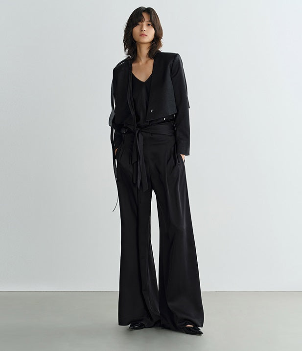 COMME MOI Lv Yan Designer Summer Women's Acetate Double-Sided Satin Collarless Short Suit - EMERY.