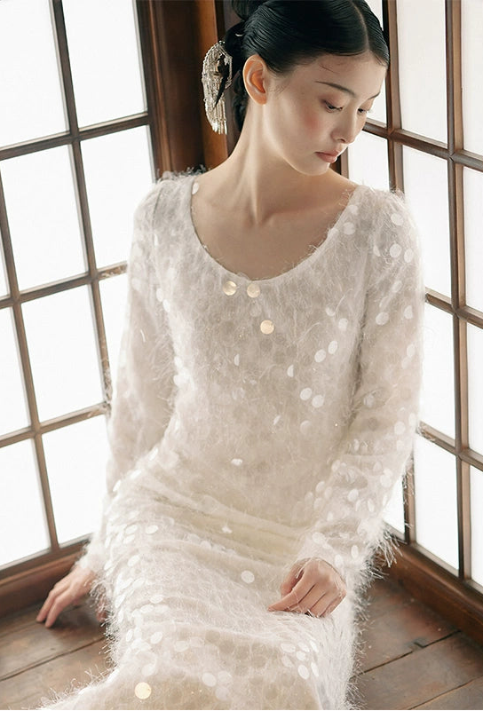 GOUDIN Long sleeved white engagement dress -MINA.