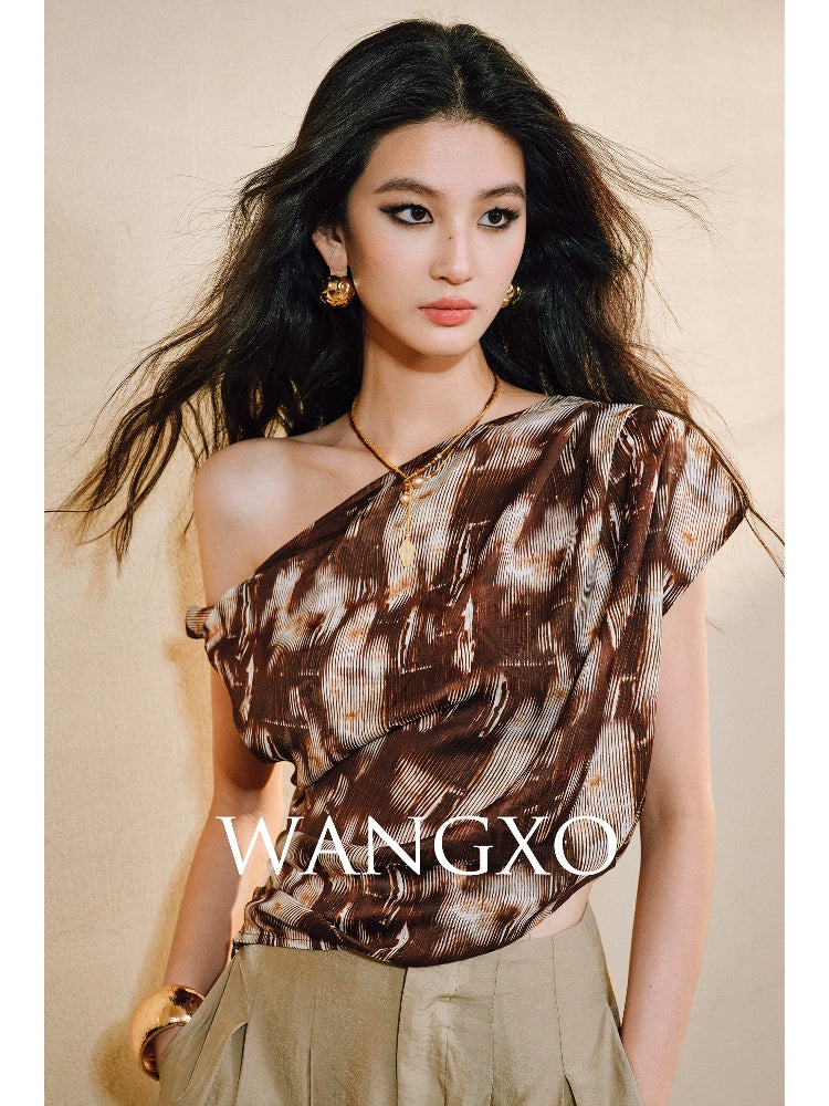 WANGXO Heavy Work Glossy Satin Hand-Pinched Pleats Slanted Shoulders Twisted Top - CERYS