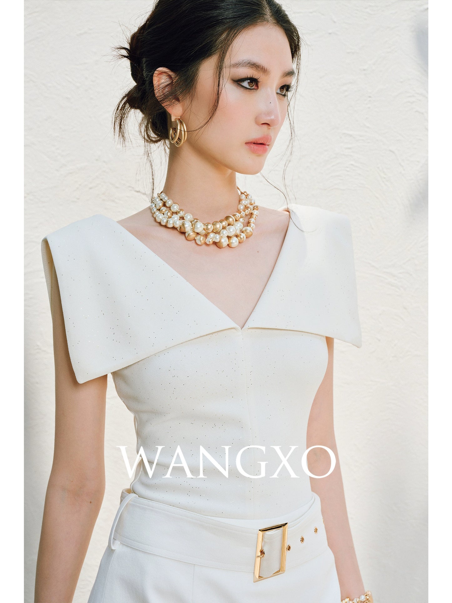 WANGXO | Fine Glitter-Sprinkled Silver High-Elastic Hemp Knit  Layered V-Neck Slim Elegant Top -SANA