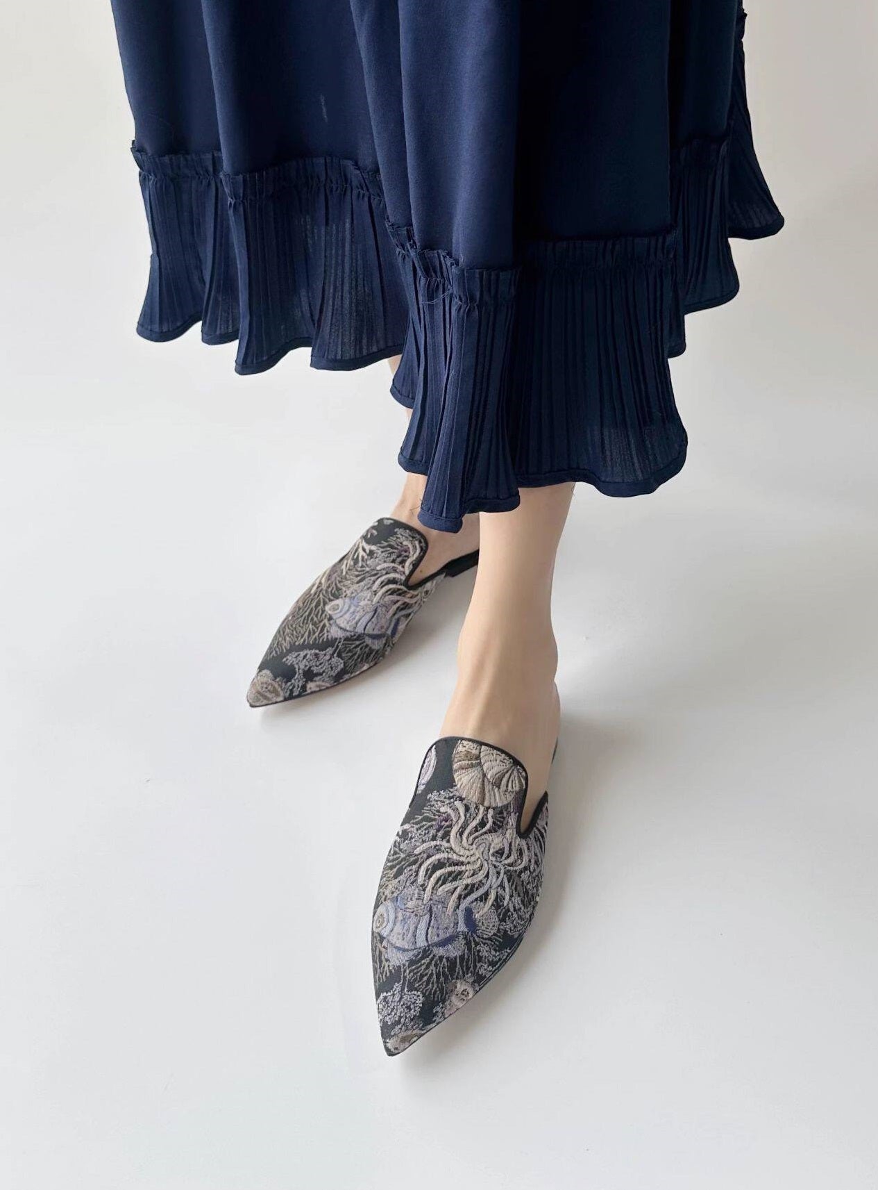 B-FEI women's flat pointed toe slippers-MURA.