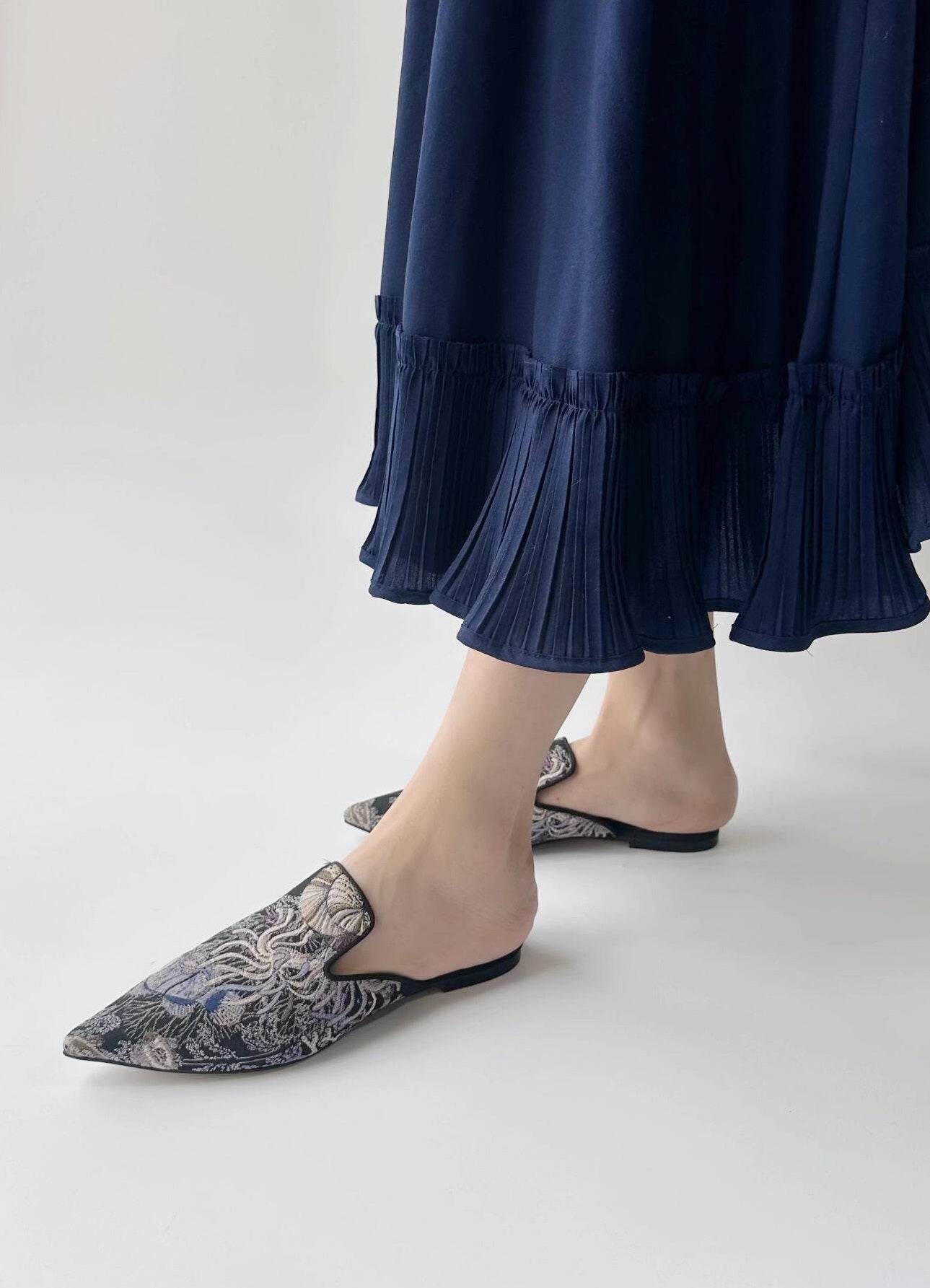 B-FEI women's flat pointed toe slippers-MURA.