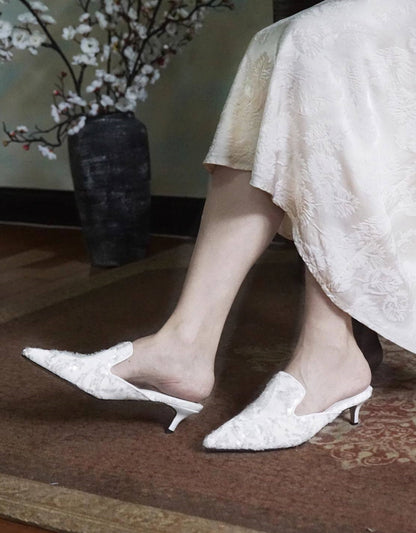 B-FEI Niche Design New Chinese White Kitten Heeled Mule -CHARLY.