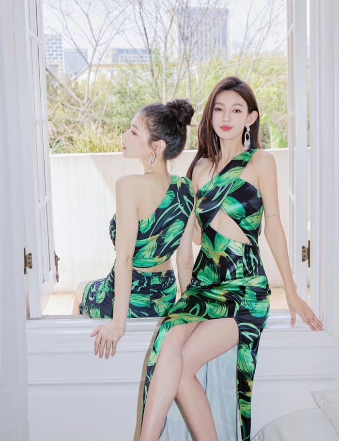 DOLLY Elegant Green Plant Print Sleeveless Slim Fit Long Slit Resort Dress-JOSEPHINA