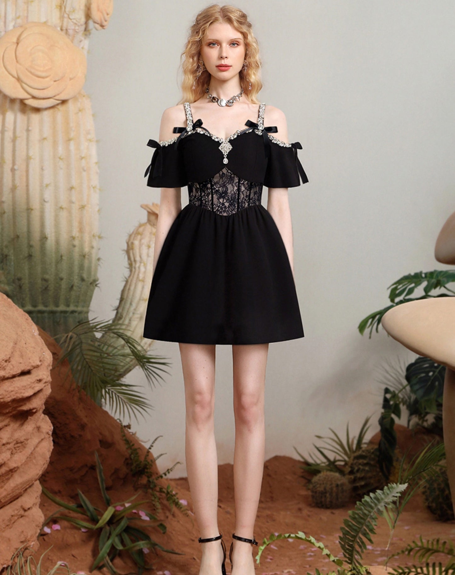 CHECOCRE summer new heavy design sense diamond chain bow dress - JOEL.