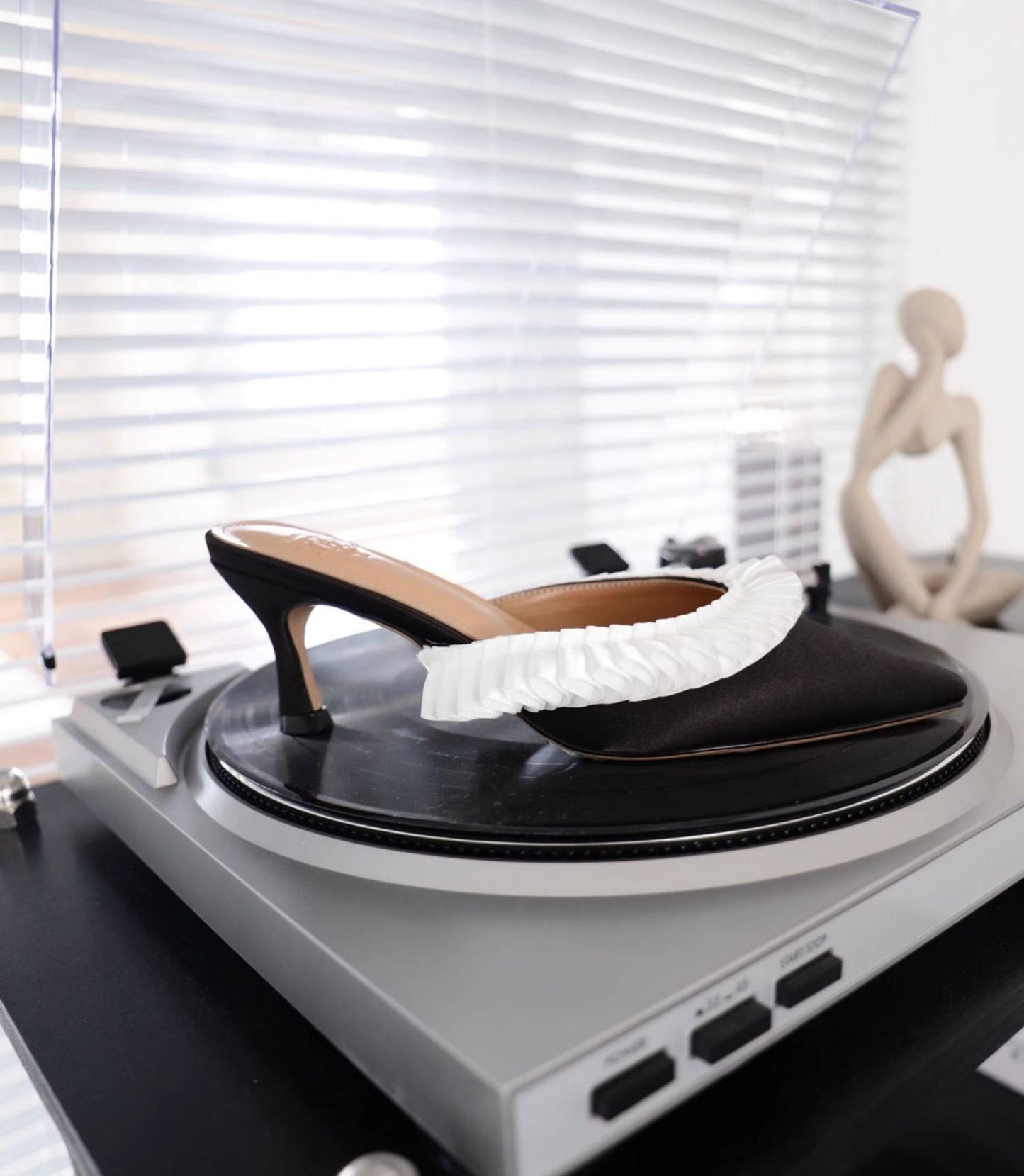 B-FEI French Semi-Drag Pointed Toe Mid-Heel-CHROLLO.
