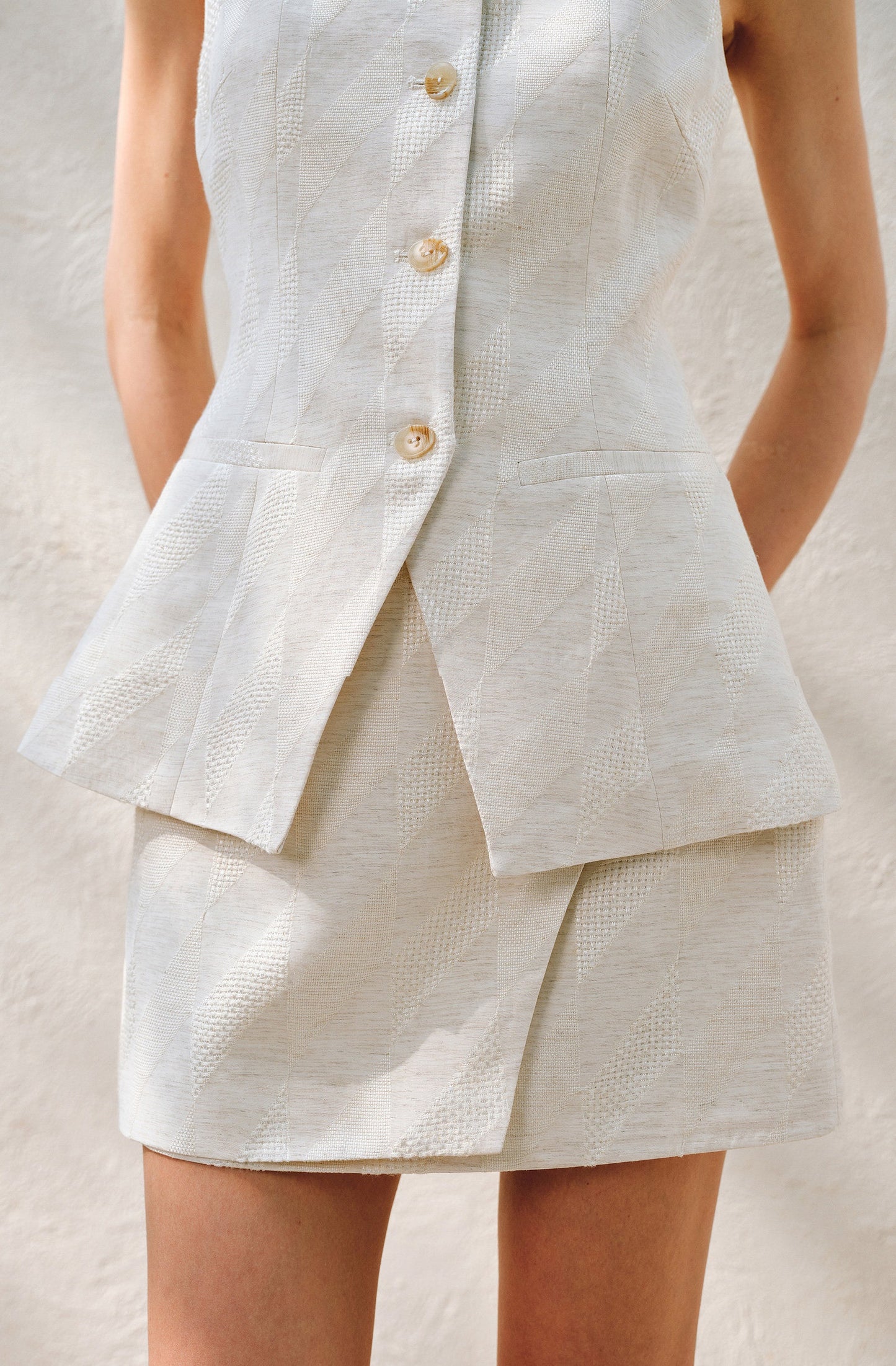 WANGXO | Oxygen-Induced Linen with Rhombic Texture  Waist-Cinched U-Neck Camisole Vest & Tie Skirt Set -NOLA