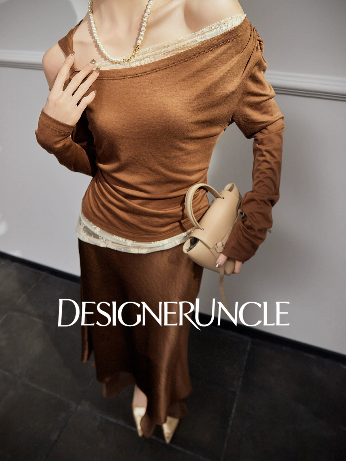 DGU "Twilight" coffee lace contrasting retro loose slimming temperament top - STRAT.