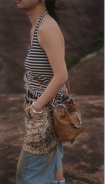 IUBALLET diamond-encrusted chain bucket bag - PRETTY.