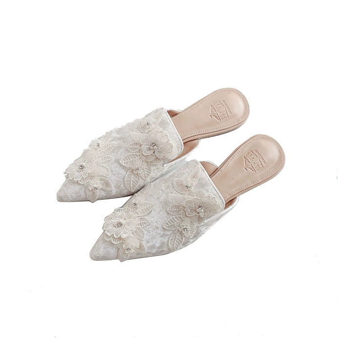 B-FEI pointed toe flower embossed flat mules -OPERT.