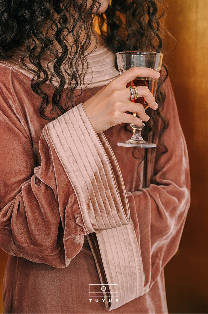 TUYUE Chinese Silk Velvet Robe Flying Sleeve Top - BOB.