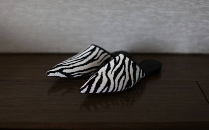 B-FEI zebra print pointed toe flip flat mules-MARK.