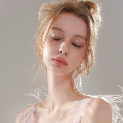 Wardrobes by Chen Light Luxury Sparkling Diamond Butterfly Stud Earrings- Trace