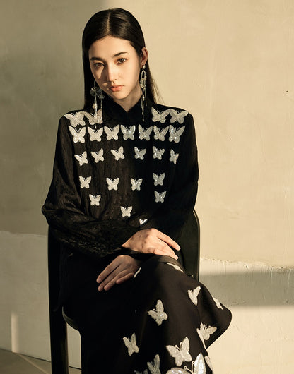 HECO Butterfly Beads Embroidered Stand-Up Collar black white T-Shirt - WORDS.