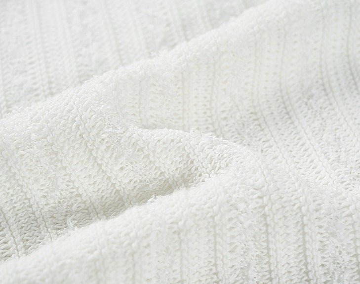 COMME MOI Women's White Cutout Raw Edge Knitted Vest - STELLA.