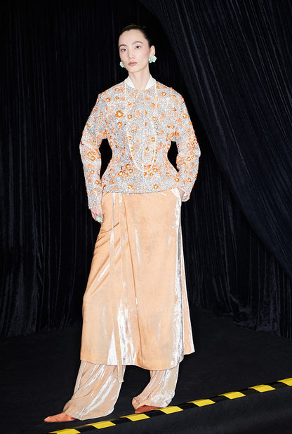 M essential Mackay designer vermilion persimmon embroidered waist silhouette short coat - PISSY.