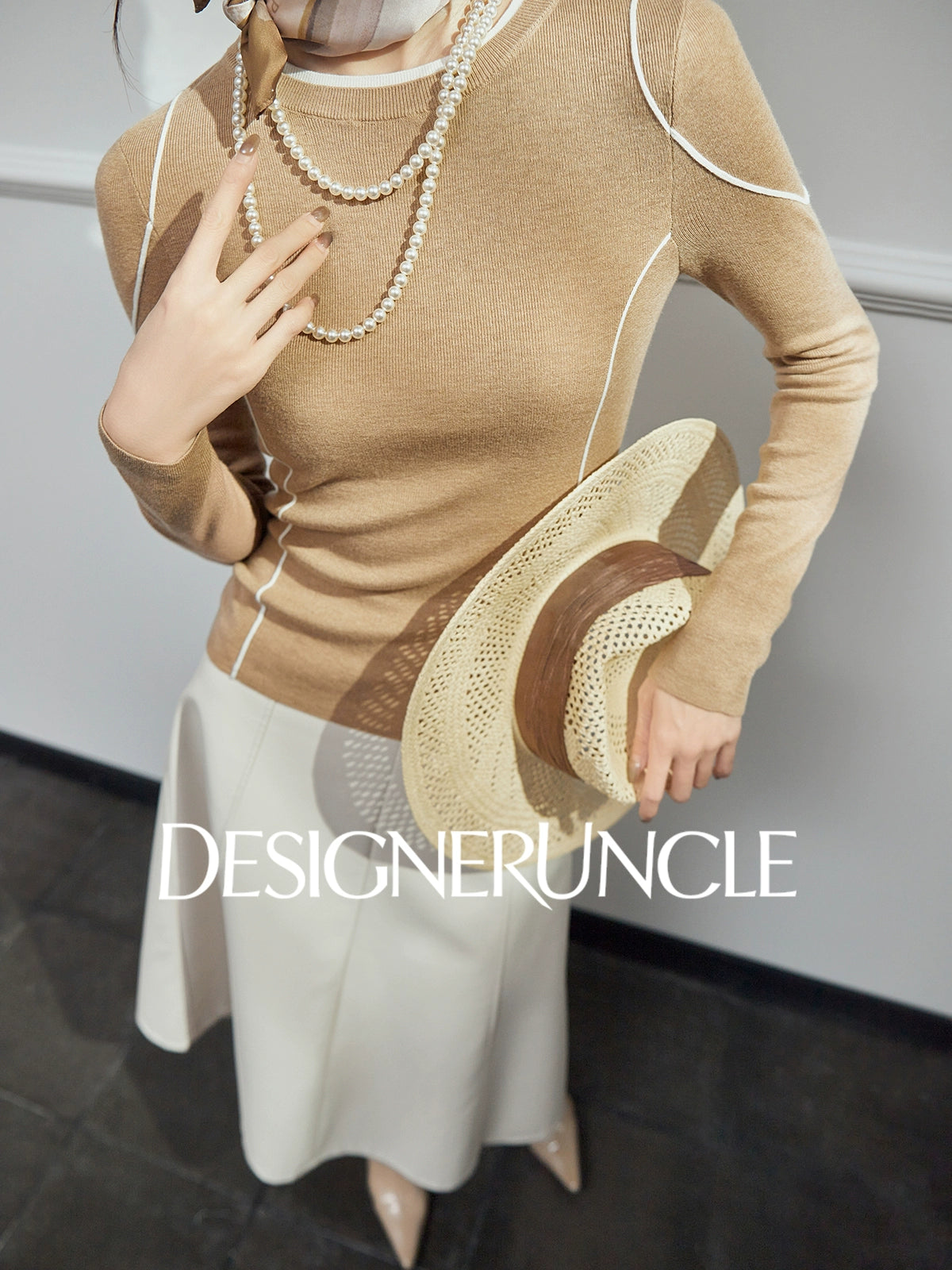 DGU| Camel sweater contrasting design light luxury niche inner with a slim knitted top - Stephanie.
