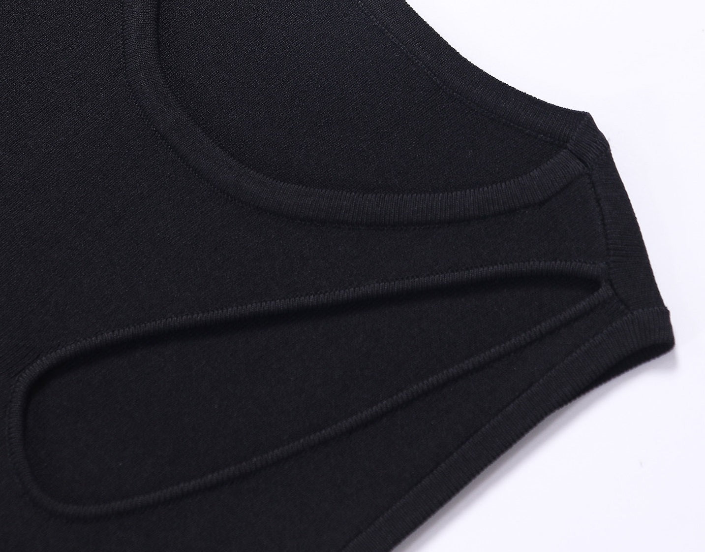 WANGXO |Tailoring Sleeveless Umbrella Hem Dress in Sculpted Casual Elegance -LUMA