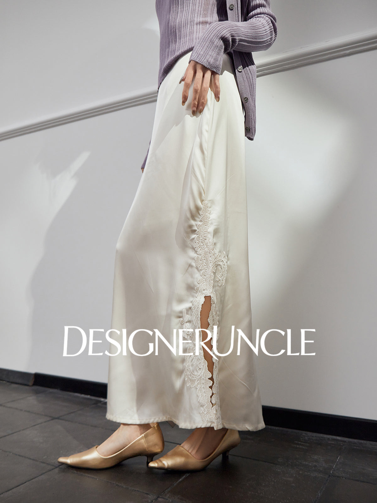 DGU| Off-white simple design fashionable satin light luxury versatile skirt - Louisa.