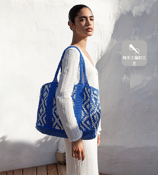 COMME MOI Lv Yan designer's new casual contrasting straw handbag - hadley.