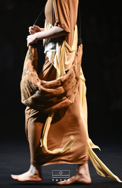 TUYUE brown crew neck loose draped design short sleeve dress - BROWN.