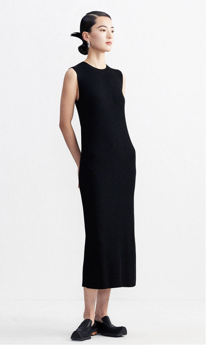ZHUCHONGYUN Elegant Sleeveless Crew Neck Slim Knit Dress--ALUCARD.