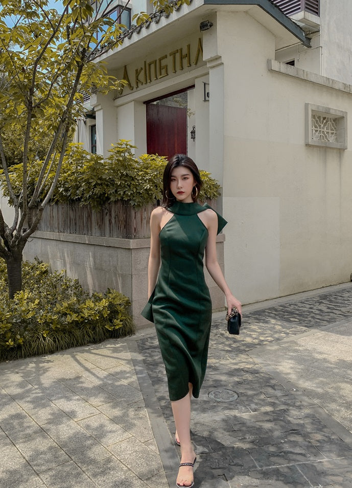 DOLLY Luxury Halter Neck Sleeveless Backless Big Bow Dinner Dress-PELA