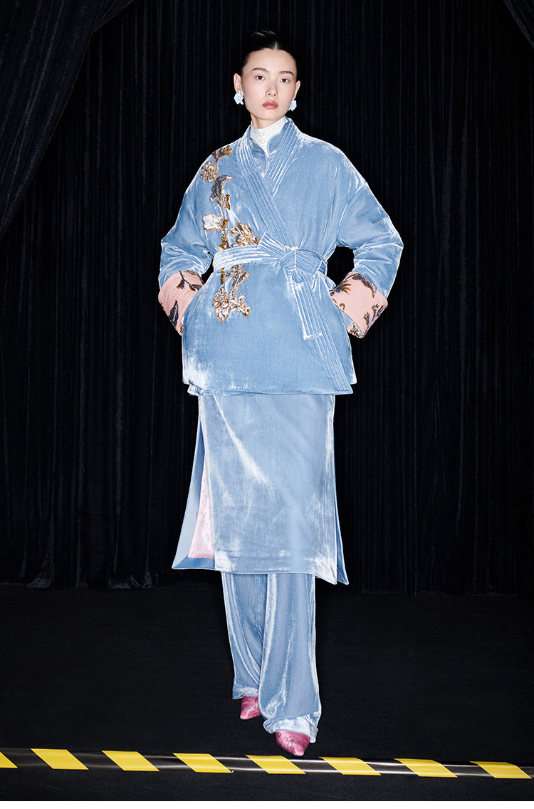 M essential Mackay designer cut-and-appliqué folded puffer jacket - rain.