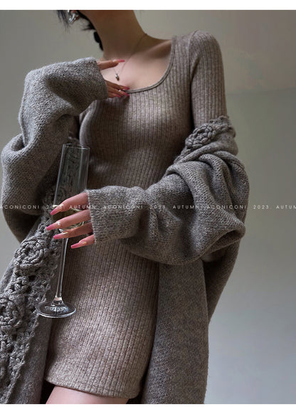 Aconiconi Luxury Loose V-Neck Long Sleeve Crochet Sweater - Camellia in the Fields