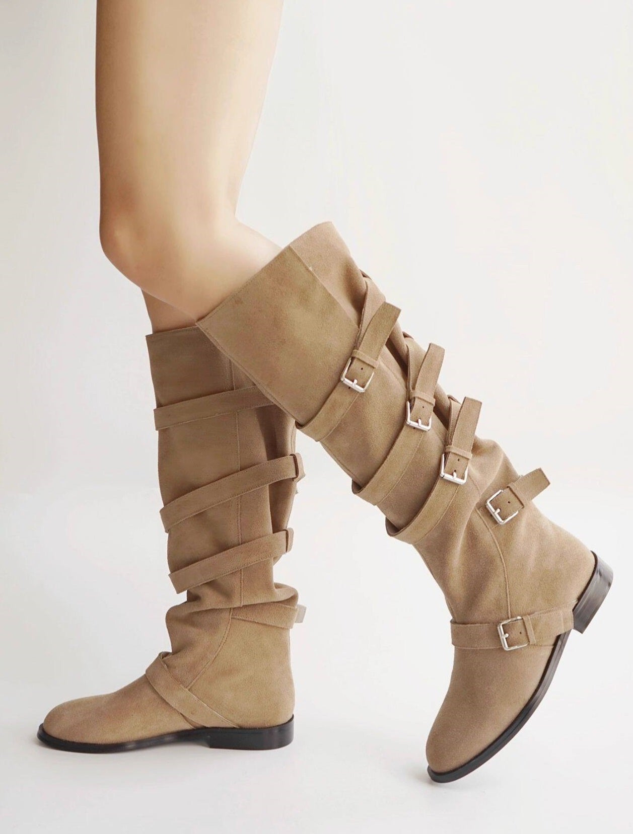 B-FEI belt buckle high-top leather women's fashion boots.