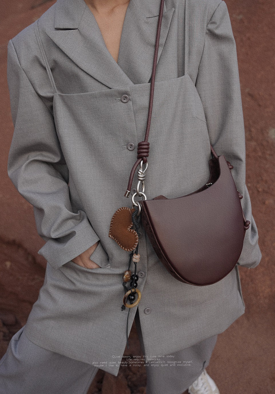 IUBALLET Sleek Leather Saddle Bag - GRANT.