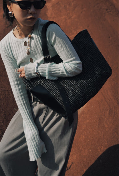 IUBALLET Woven Leather Tote Bag - CHARGE.