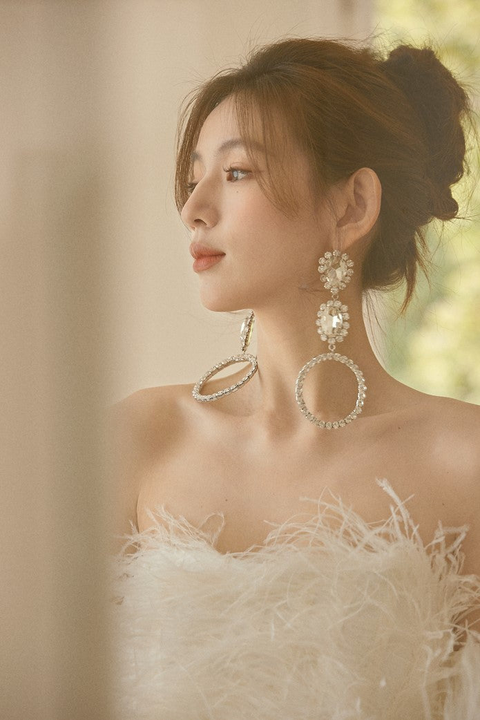 DOLLY Elegant White Off Shoulder Long Sleeve Feather Tube Top Dinner Dress-SU